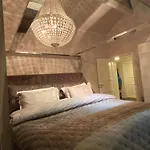 Σπίτι διακοπών Riverfront House With 98 Inch Tv, Ps5 & Activities *