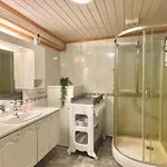 Riverfront House With 98 Inch Tv, Ps5 & Activities Σπίτι διακοπών Νάρβικ
