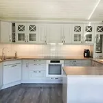 Riverfront House With 98 Inch Tv, Ps5 & Activities * Νάρβικ