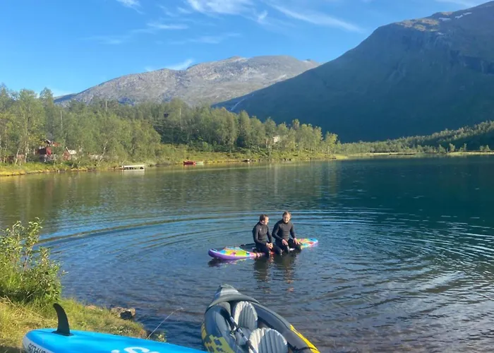 Riverfront House With 98 Inch Tv, Ps5 & Activities * Narvik