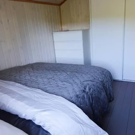 Riverfront House With 98 Inch Tv, Ps5 & Activities * Narvik